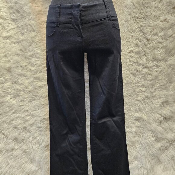 Guess Jeans Women's Black Low Rise Boot Cut Pants Size: 24 - Picture 1 of 8